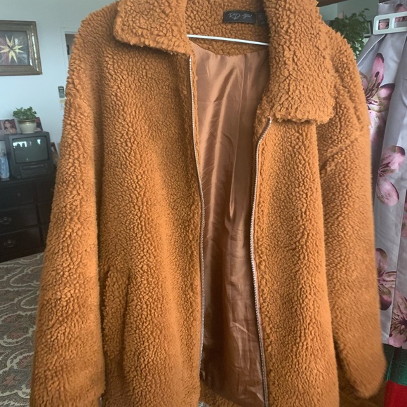 oversized teddy jacket 🤎 - Picture 2 of 5